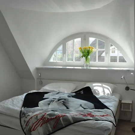 Reetdachhaus Am Bodden Mit Sauna Tatil Evi *