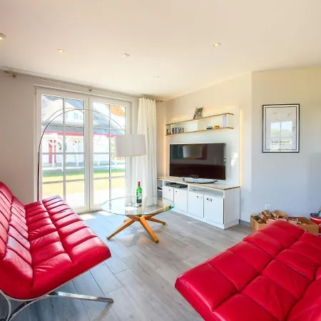 Tatil Evi Reetdachhaus Am Bodden Mit Sauna