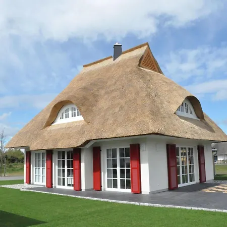Reetdachhaus Am Bodden Mit Sauna Fuhlendorf (Mecklenburg-Vorpommern)